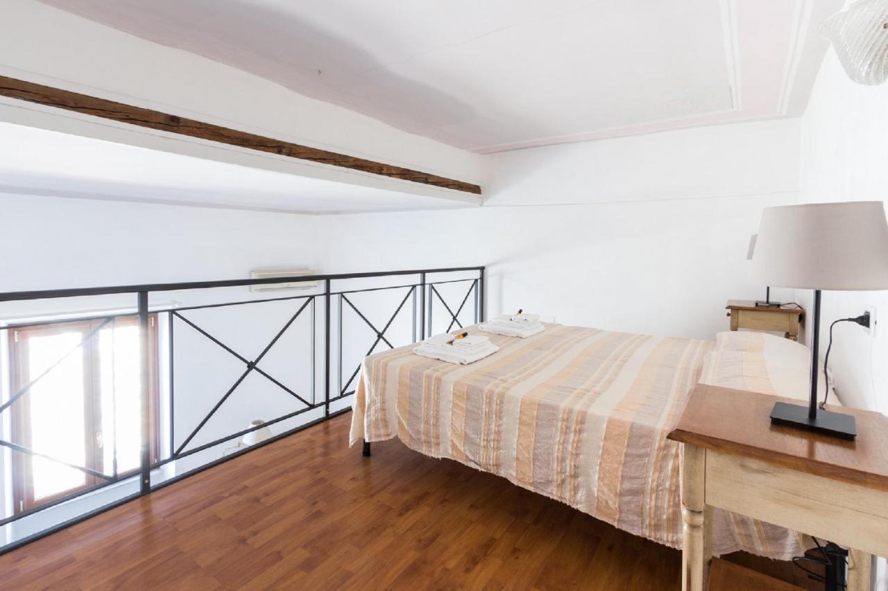 Sunny Apartment Navona Square โรม ภายนอก รูปภาพ
