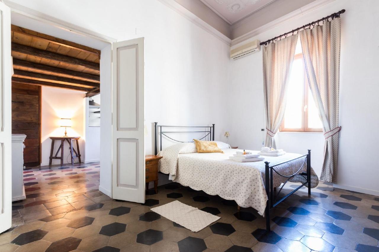 Sunny Apartment Navona Square โรม ภายนอก รูปภาพ