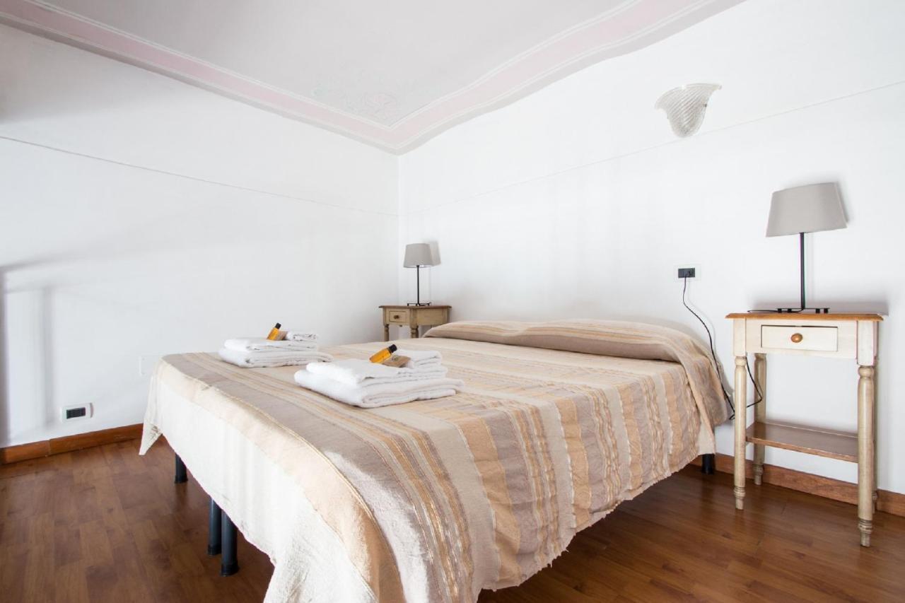 Sunny Apartment Navona Square โรม ภายนอก รูปภาพ