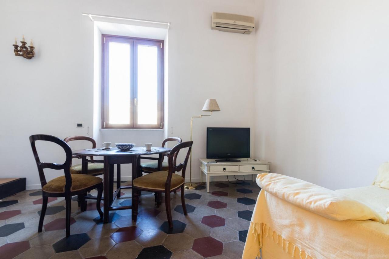 Sunny Apartment Navona Square โรม ภายนอก รูปภาพ